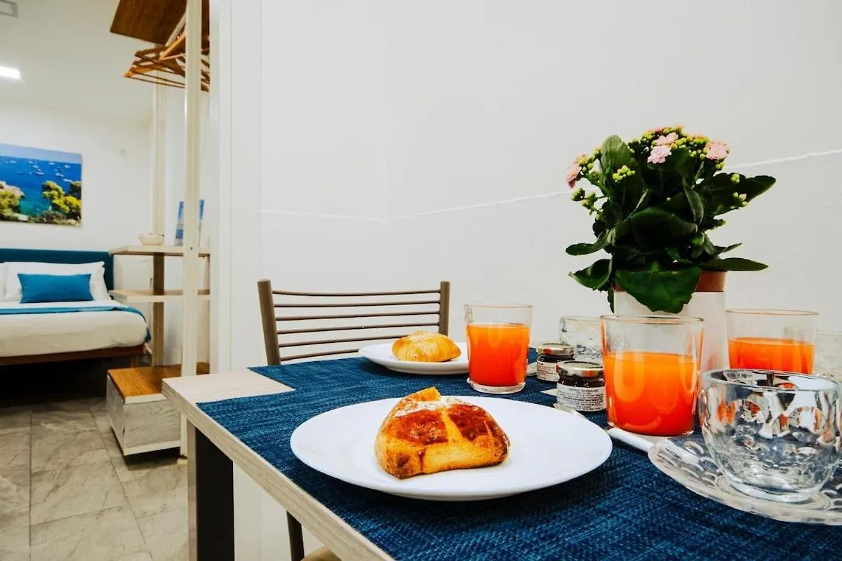 Ricomincio Da 3 Apartment Capri Centro Storico Naples 0*,